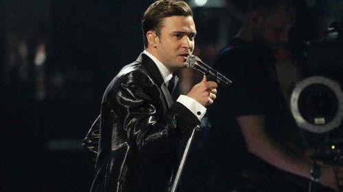 Brit Awards 2013: Stars performen auf der Bühne