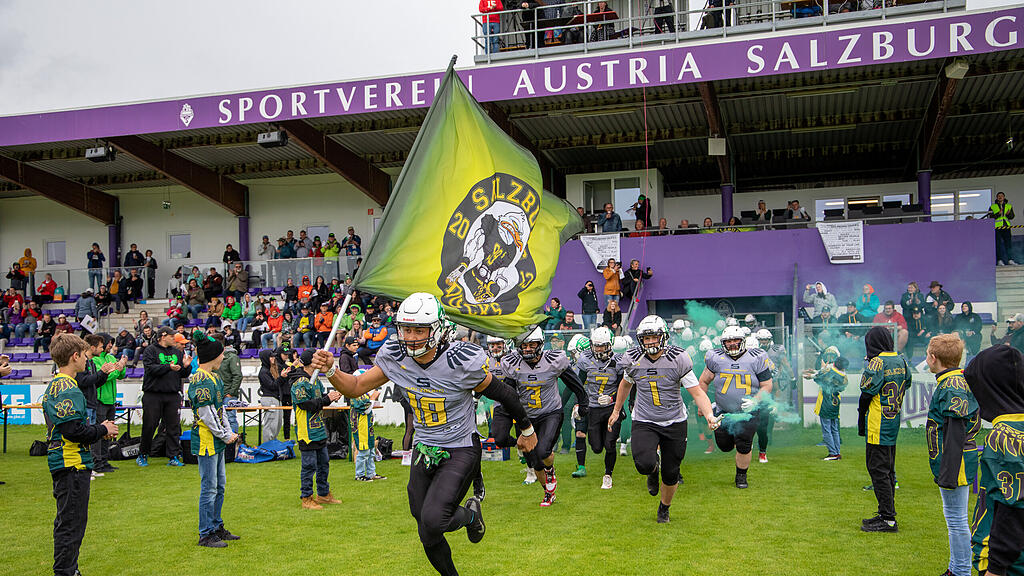 Salzburg Ducks, Atrium Steelsharks Traun, Football