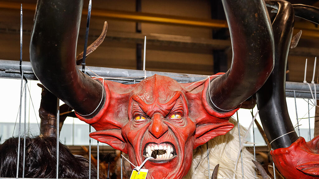 Krampus-Flohmarkt in Seekirchen