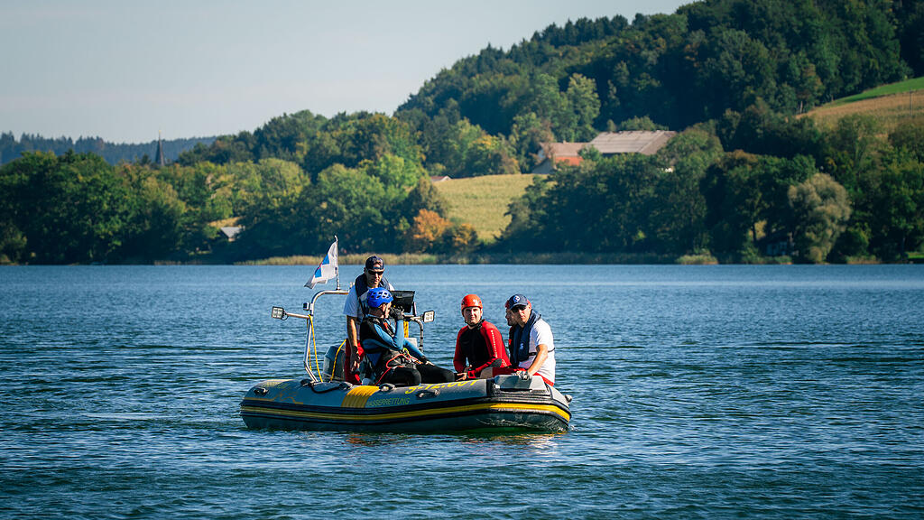 Übungstag der Wasserrettung und Flugpolizei am Obertrumer See
