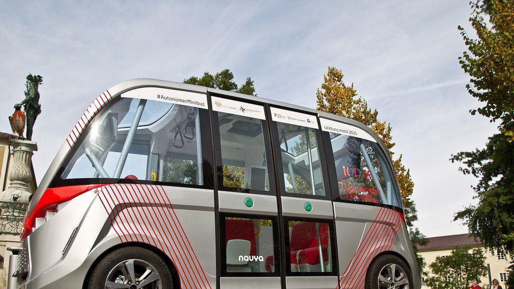 Selbstfahrender Bus in Salzburg vorgestellt