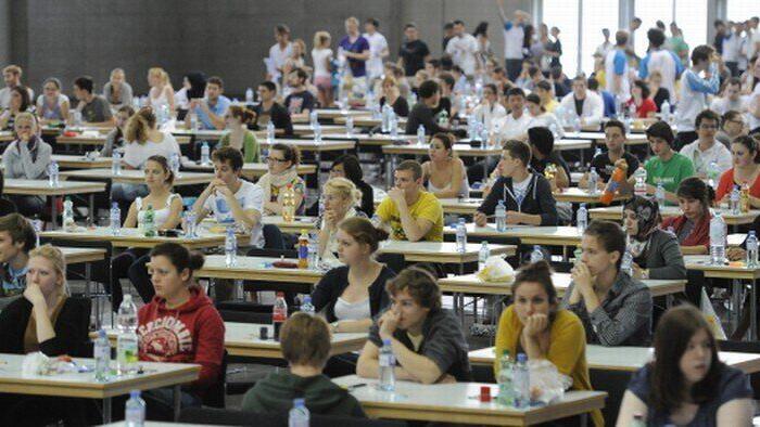 Psychologie und Publizistik stehen bei Studenten-Anfängern immer noch hoch im Kurs.
