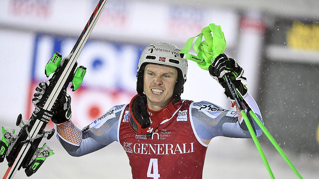 Der Norweger bejubelt seinen 19. Weltcupsieg