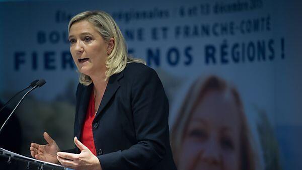 Marine Le Pen verteidigt Vorgehen als gängige Praxis