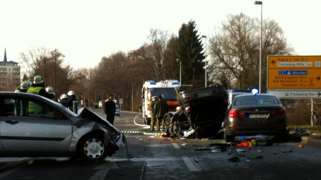 Bilder der Unfallstelle in Freilassing
