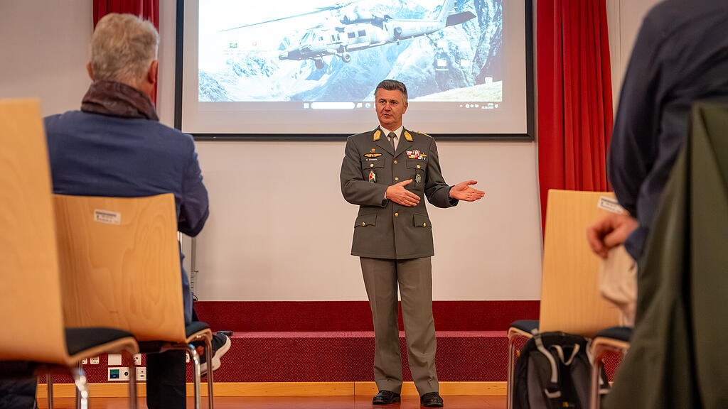 Informationsabend zur Öffentlichkeitsarbeit und Krisenkommunikation beim Militär