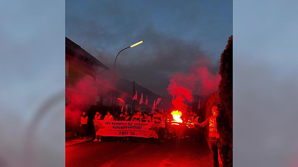 Streik und Solidaritätsmarsch bei Emco und Bosch in Hallein