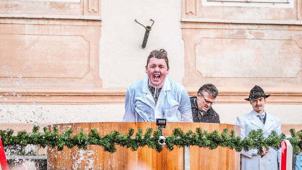 Der traditionelle Metzgersprung in Salzburg