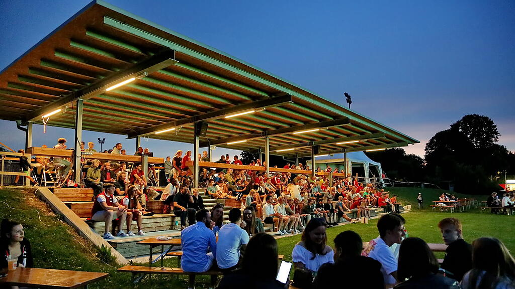 20210626-fmt_Pubilc_Viewing_im_Sternbr\u00e4u_und_ASK-PSV_Sportplatz_KJ016.JPG