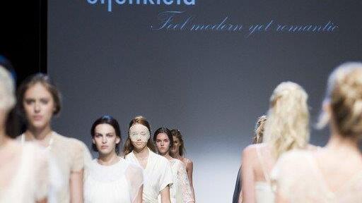 MQ Vienna Fashion Week Tag 1: Sabine Karner, Michael Mayer, Elfenkleid,