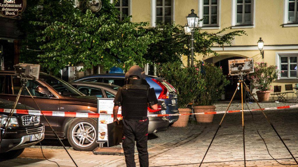 Syrer sprengt sich in Ansbach in die Luft