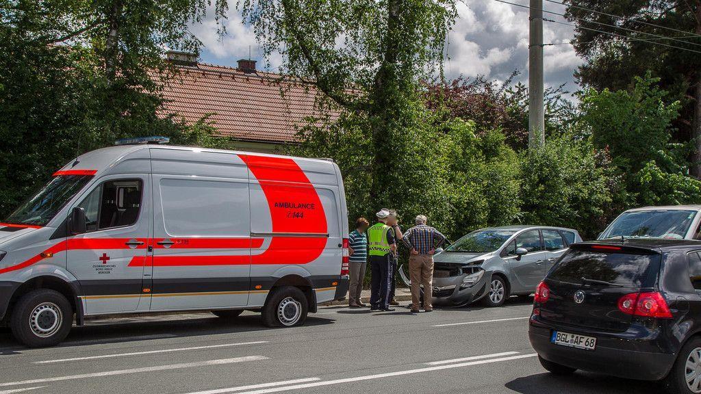 Unfall Rettungsfahrzeug