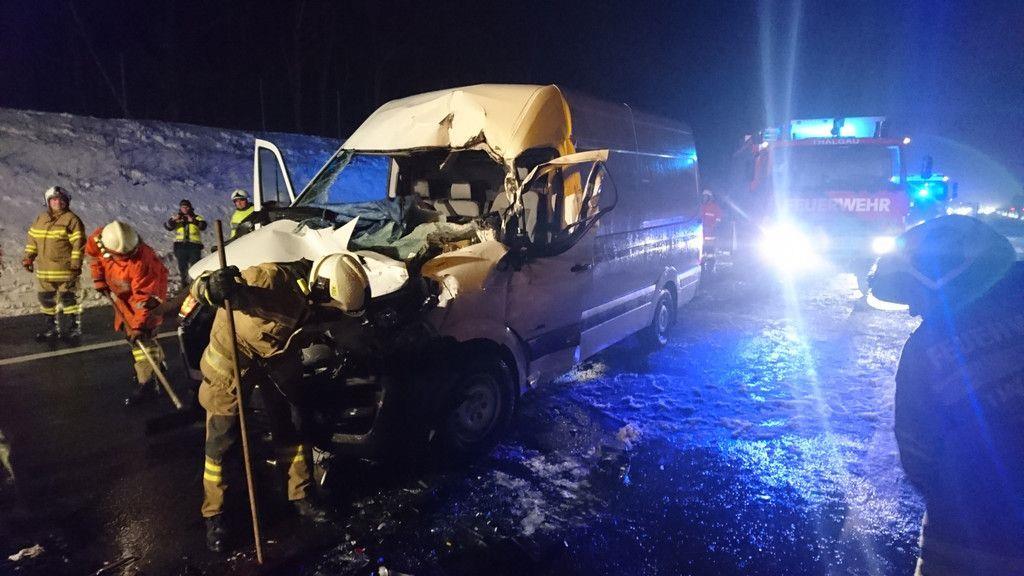 Schwerer Unfall auf A1 bei Thalgau