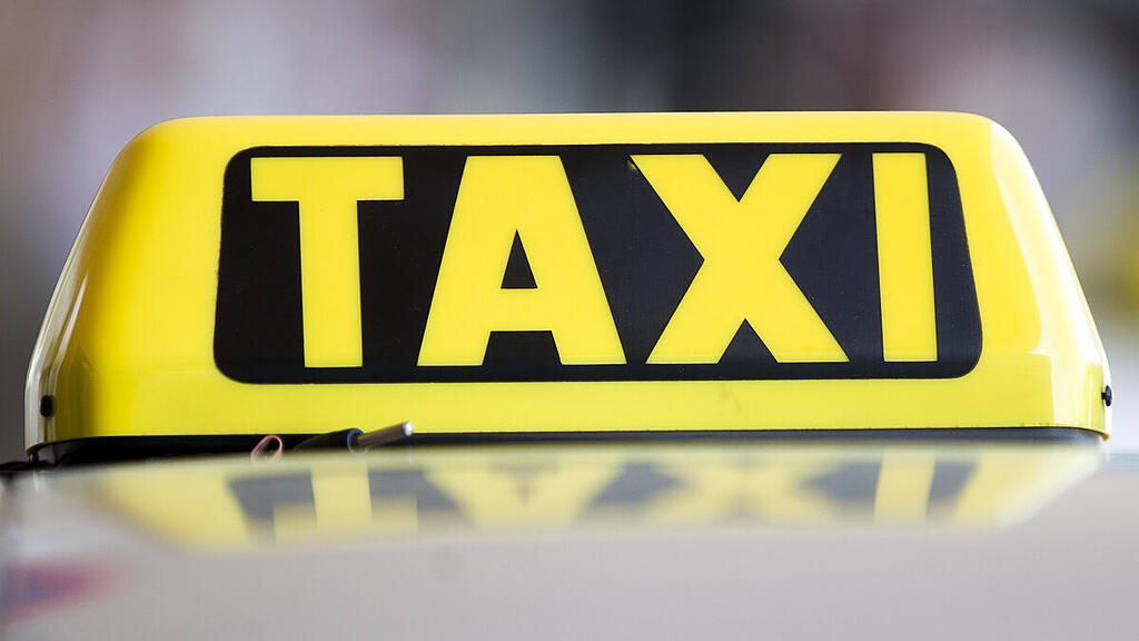 Via QR-Code kann die Fahrt sofort bewertet werden