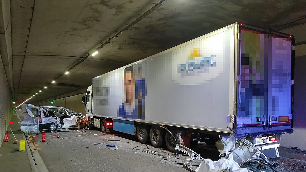 Bei dem Unfall kam ein 50-jähriger Mann ums Leben