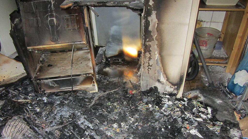 Die Einsatzkräfte konnten den Brand rasch löschen.