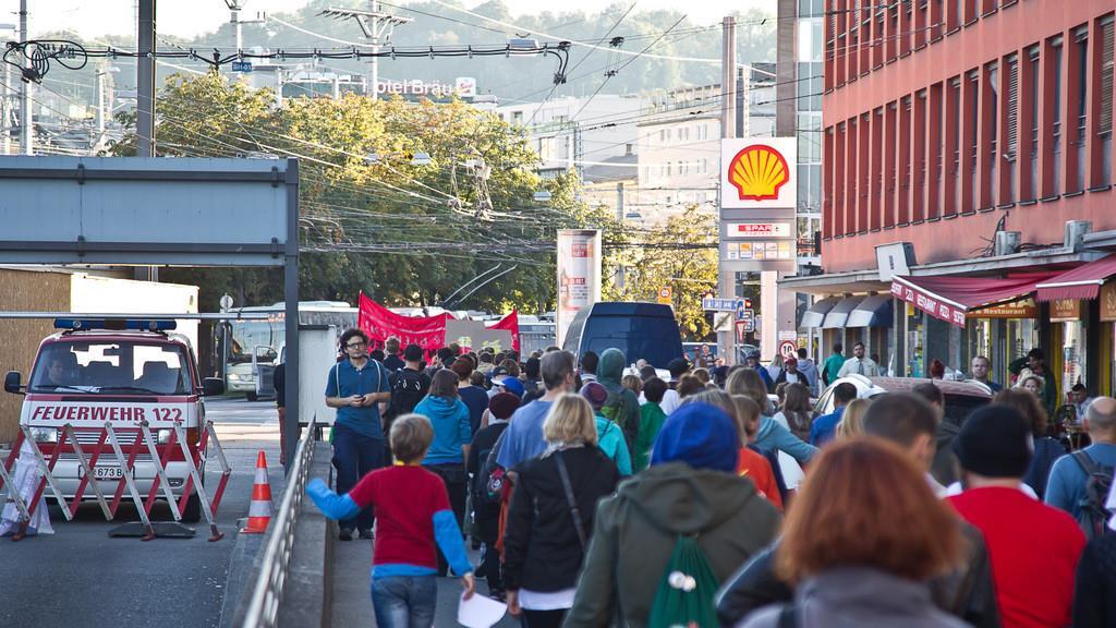 Demo für Bleiberecht von Flüchtlingen