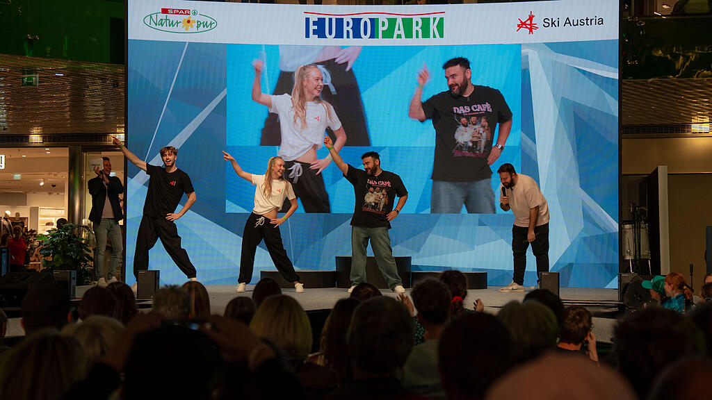 Modenschau Ski Austria Stars ||