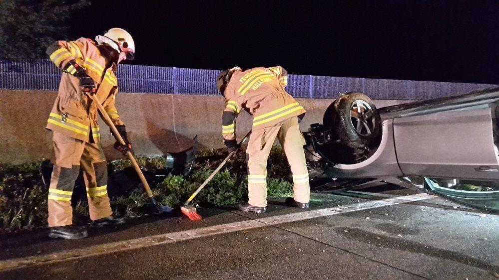 Pkw-Überschlag auf der A1 bei Hallwang