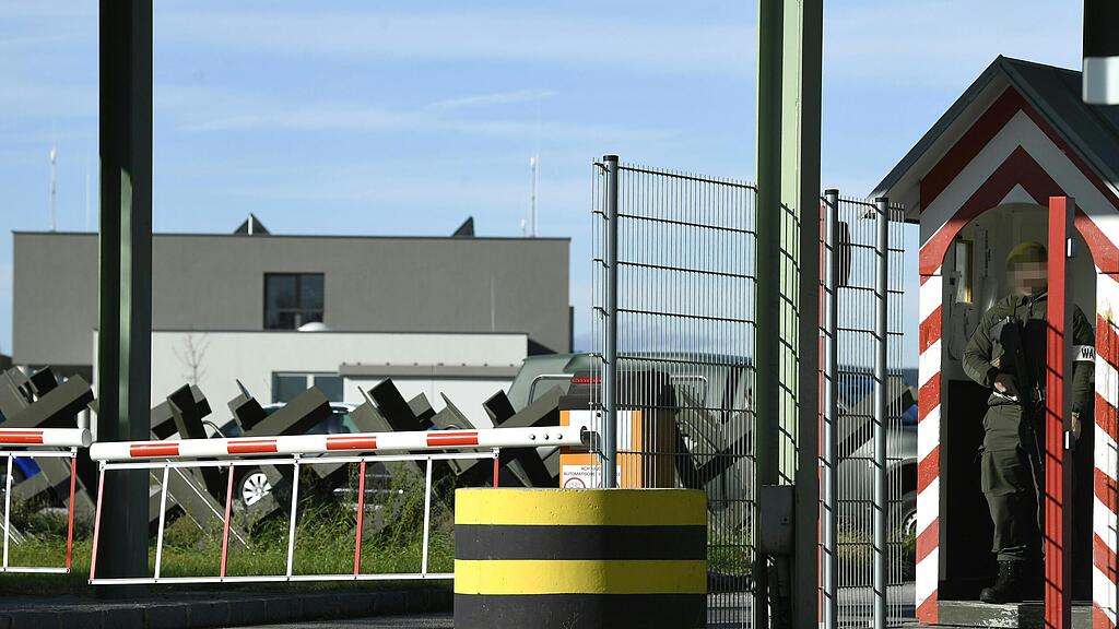 Kaserne, Flugfeld, Wiener Neustadt, Diensthunde