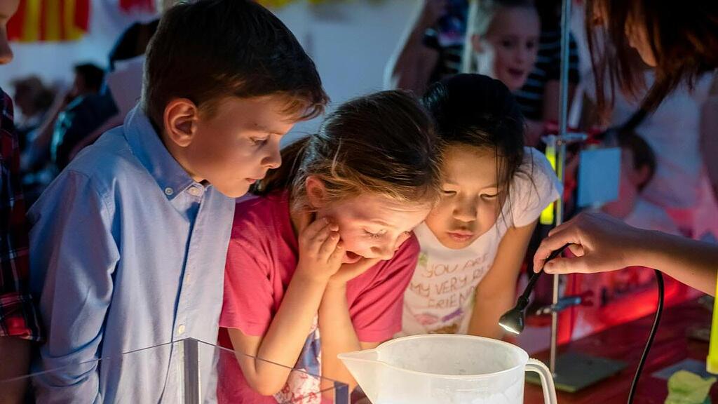 Ab 17.00 Uhr lockt eine Vielzahl an Events vom Neusiedler- bis zum Bodensee