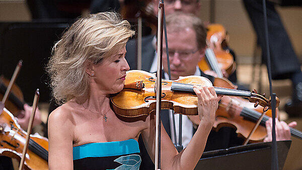 Anne-Sophie Mutter berührt die Geschichte von St. Ottilien