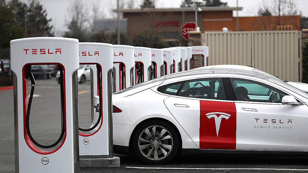 Tesla erstmals mit zwei Quartalsgewinnen in Folge