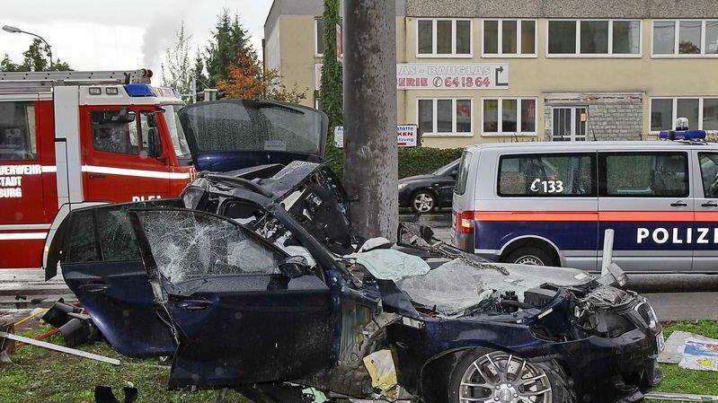 Zwei Tote bei Crash