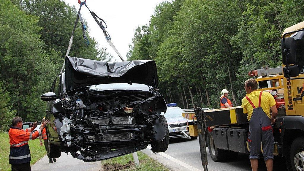 Bilder vom Horrorcrash in Hof
