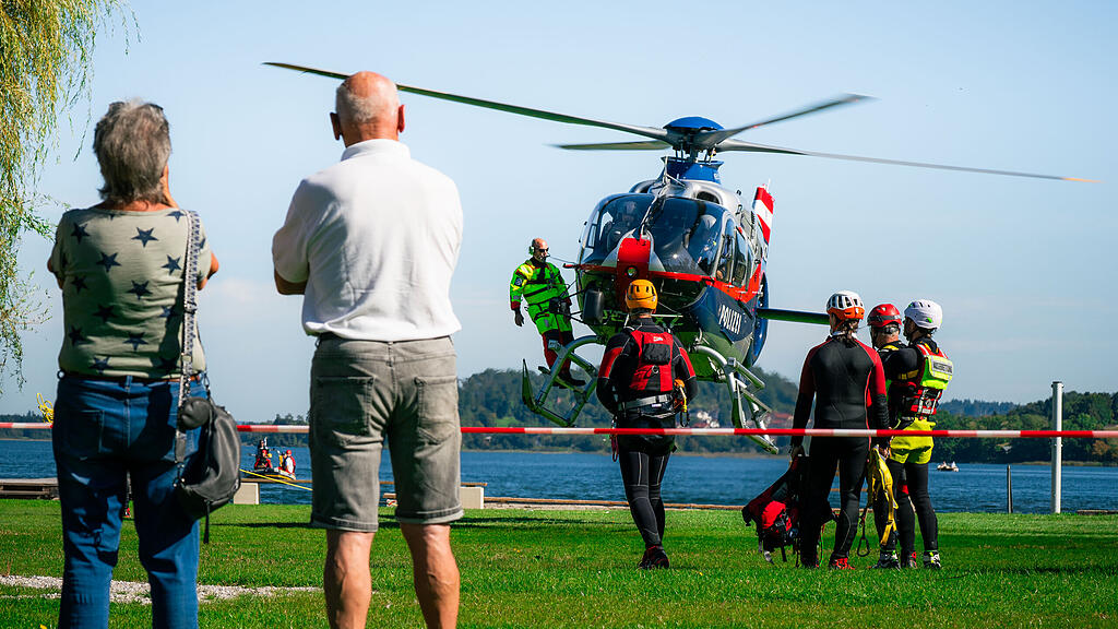 Übungstag der Wasserrettung und Flugpolizei am Obertrumer See