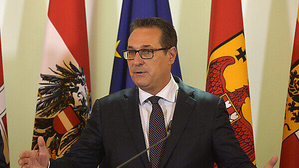 Strache kritisierte erneut die "Einladungspolitik" Merkels