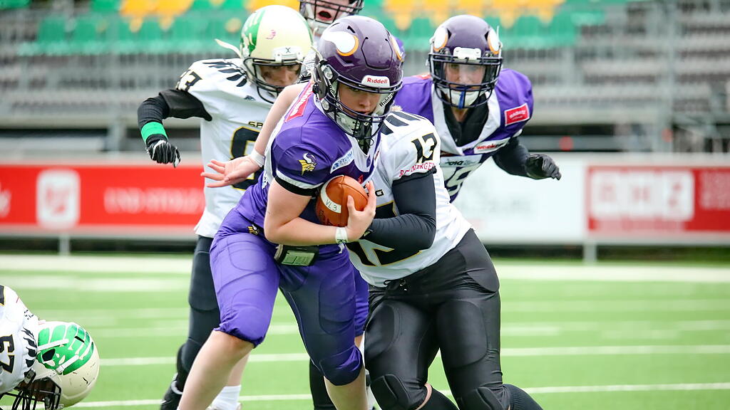 Football: Ducks Ladies gegen Vikings