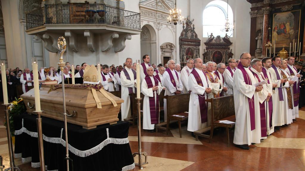 Trauerfeier für Alterzbischof Georg Eder