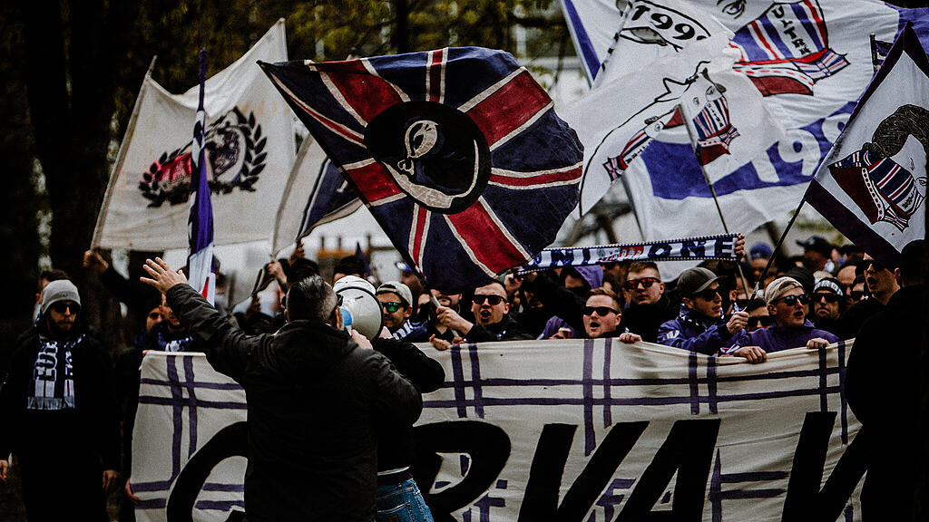 Fanmarsch Austria Salzburg