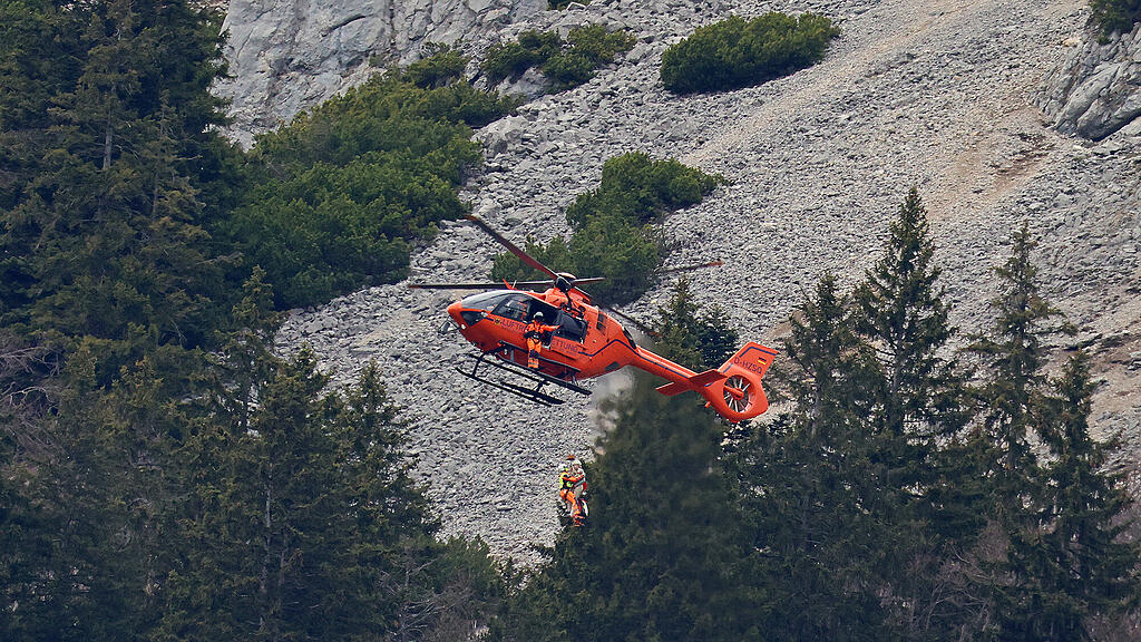 Unfall beim Abstieg vom Hochstaufen: Rettungshubschrauber im Einsatz