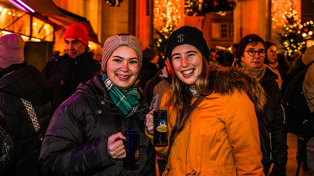 Impressionen der Christkindlmarkt Er\u00f6ffnung