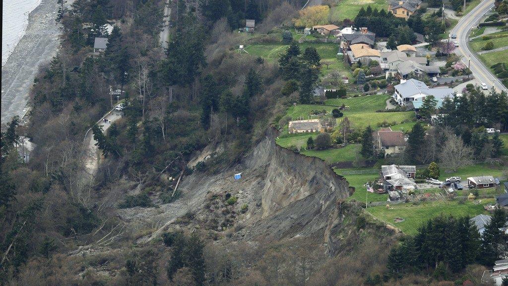 Massiver Erdrutsch auf Insel Whidbey im US-Bundesstaat Washington