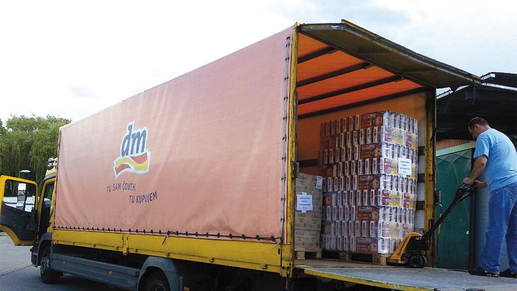 Von Salzburg aus machten sich mehrere Lkw nach Bosnien auf den Weg.