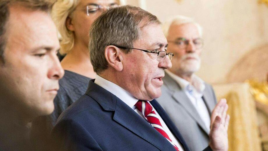 Bürgermeister Schaden tritt zurück