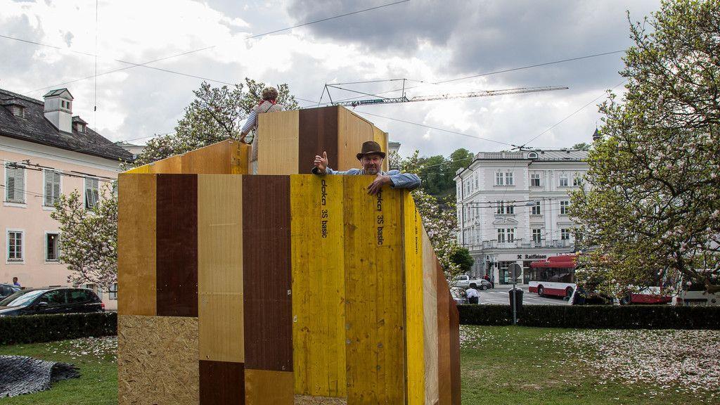 Kunstaktion am Makartsteg
