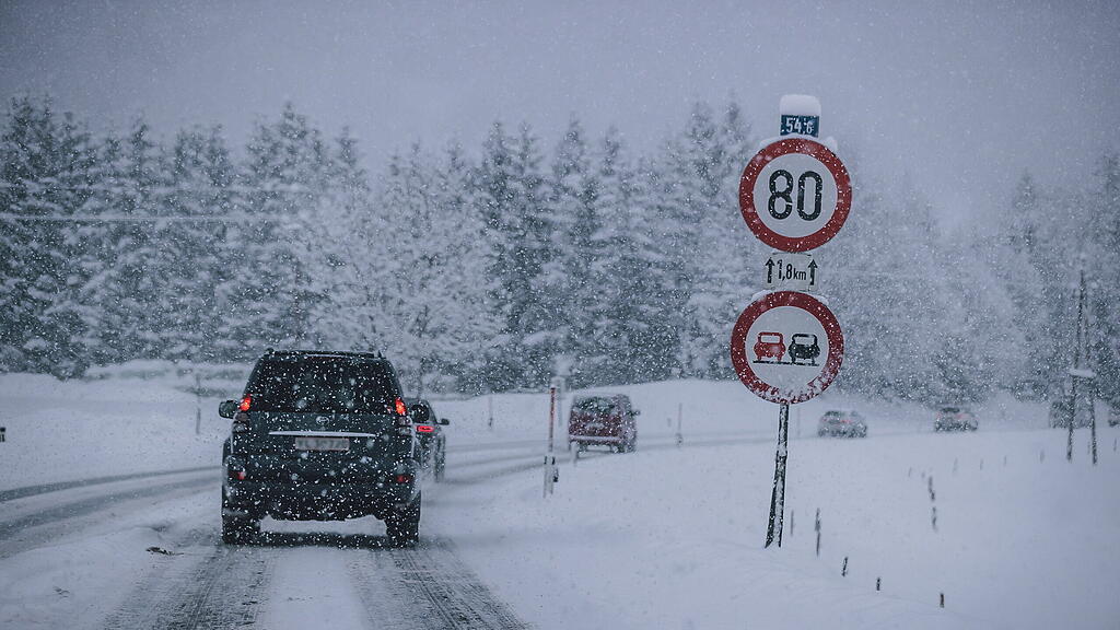 symb_schnee symb_schneeräumung symb_schneefahrbahn