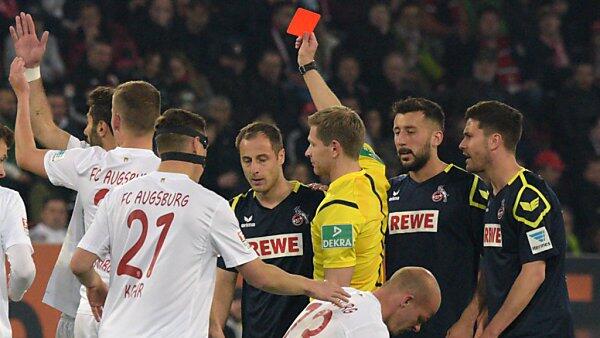 Köln spielte eine halbe Stunde in Unterzahl