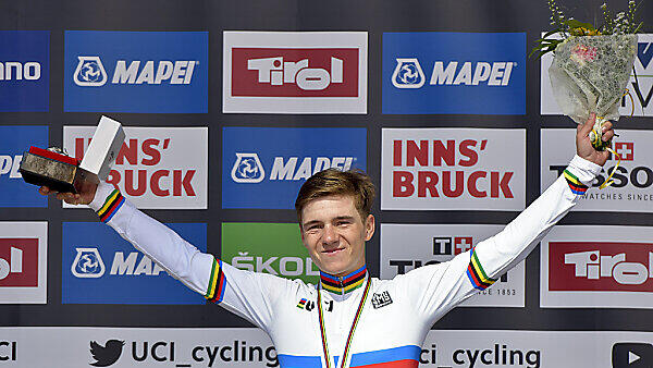 Remco Evenepoel holte sich seinen zweiten Weltmeistertitel