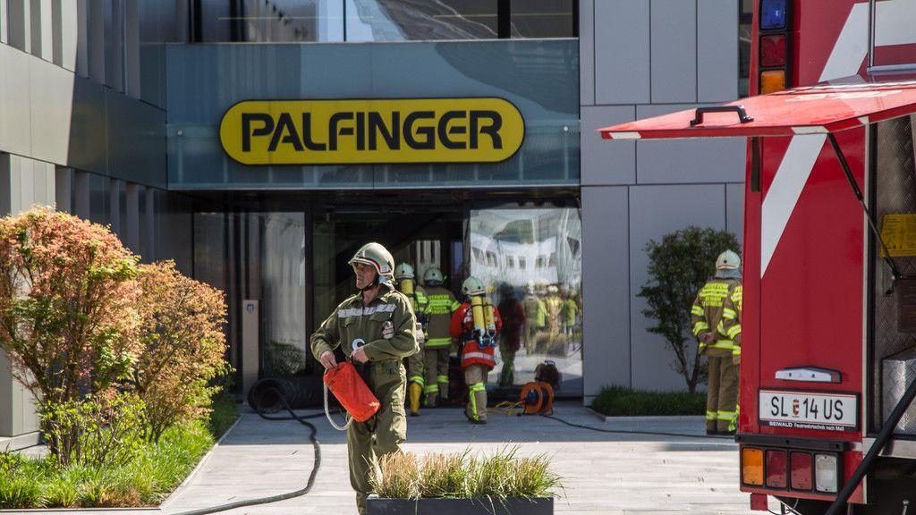 Kellerbrand bei Palfinger in Bergheim
