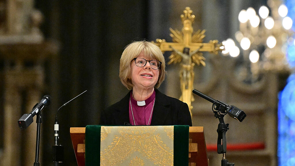 Sarah Mullally neue Erzbischöfin von Canterbury: Erste Frau an der Spitze der Anglikanischen Kirche