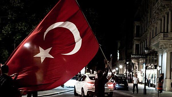 Türkei sucht nach Gülen-Anhängern