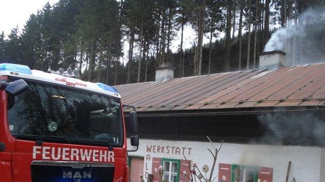 Zell am See: Brand in Werkstätte