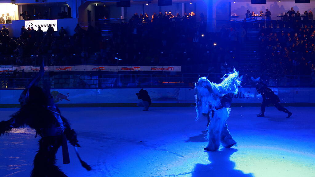 Eishockey: Red Bull Salzburg vs. Black Wings Linz