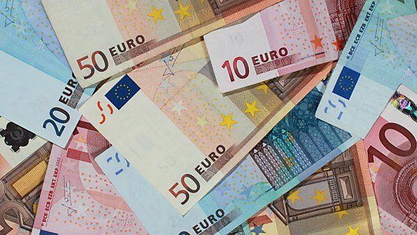 Am meisten würden Frauen von einem höheren Mindestlohn profitieren