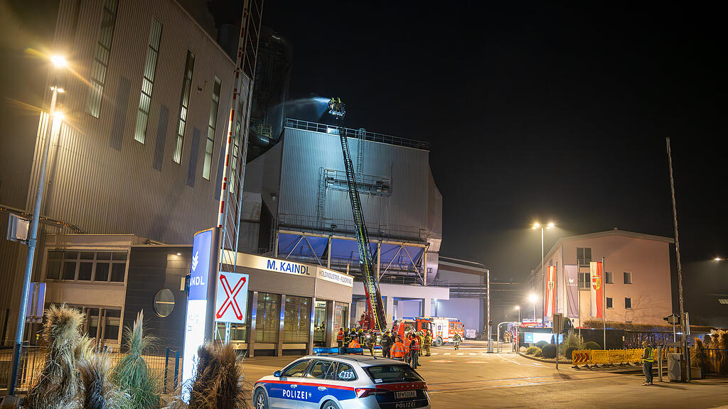 Brand bei Kaindl in Wals I